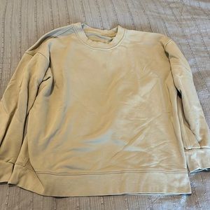 Lululemon Perfectly Oversized Crew Trench sweatshirt
